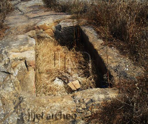 Tombe phénicienne au cimetière Sidi Ahmed Amokrane Jijel 