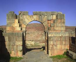 La grande porte de Tiddis. Photo: Karim Hadji