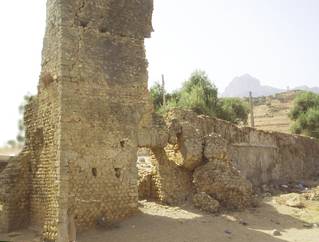 Une tour du mur d'enceinte