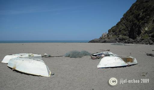 Canots sur plage